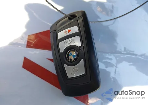 2018 BMW 320I z USA, uszkodzony, nr VIN WBA8E1G53JNU93511